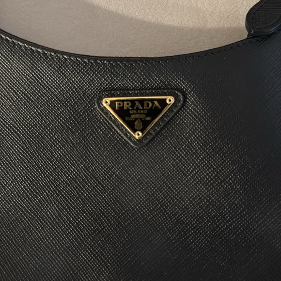 Prada Re-Edition 2005 Saffiano leather bag - Picture 3 of 10